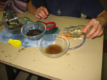 Il ajoute une goutte d.. Ecoles du Monde - 