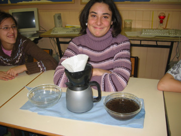 LA�TICIA a r�uni le ma.. Ecoles du Monde - 