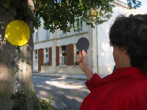 - 2 -La�ticia essaie .. Ecoles du Monde - 