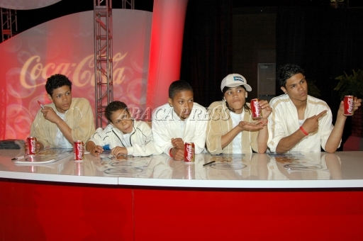 kelly: this is what i call coke FOR.. Music - B5 Pics-UPDATED!!!!!!!! ...