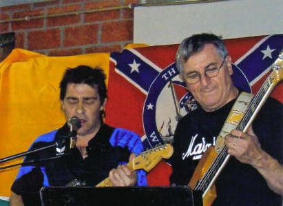 et christian au micro .. Musique - 
